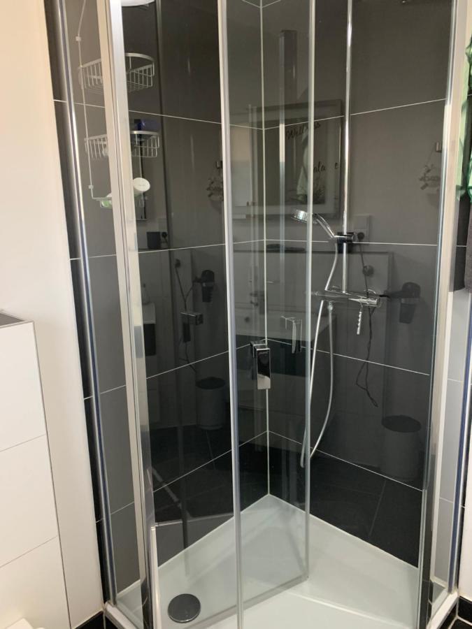 Meertraum Premium Wohnung Mit 3 Zimmern, 250M Zum Strand 沙博伊茨 外观 照片